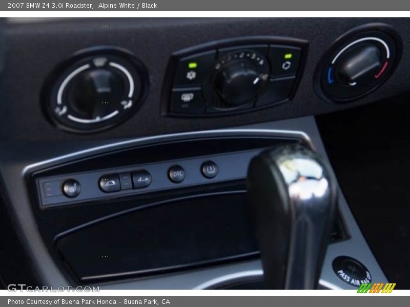 Alpine White / Black 2007 BMW Z4 3.0i Roadster