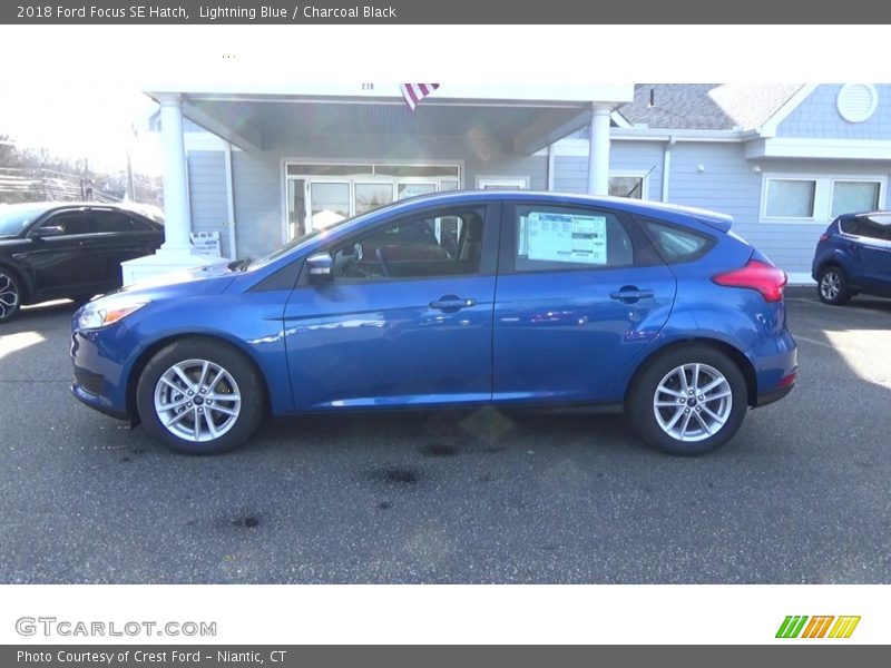 Lightning Blue / Charcoal Black 2018 Ford Focus SE Hatch