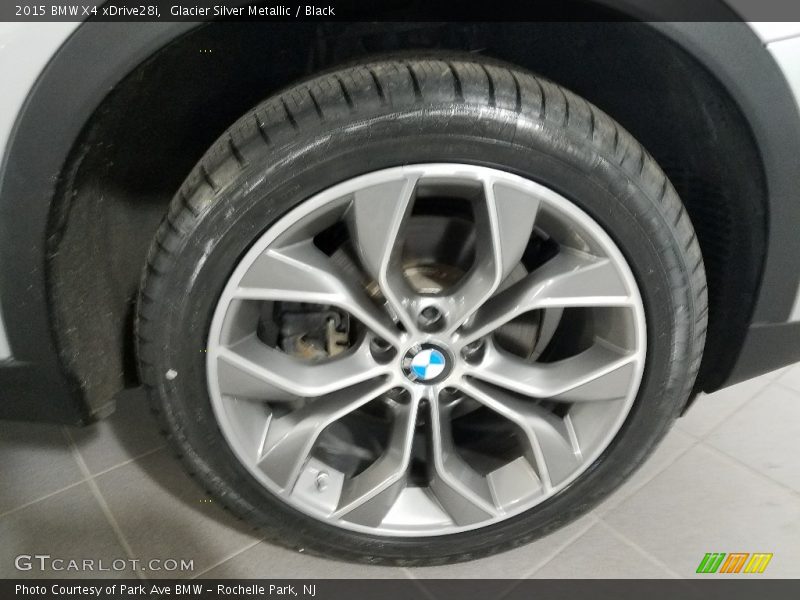 Glacier Silver Metallic / Black 2015 BMW X4 xDrive28i