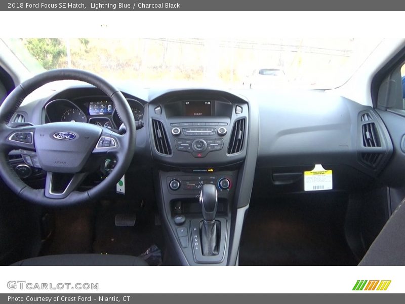 Lightning Blue / Charcoal Black 2018 Ford Focus SE Hatch