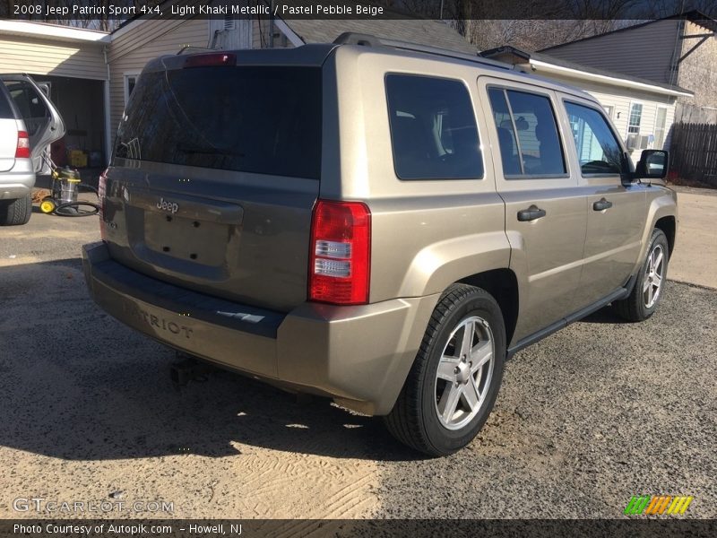 Light Khaki Metallic / Pastel Pebble Beige 2008 Jeep Patriot Sport 4x4