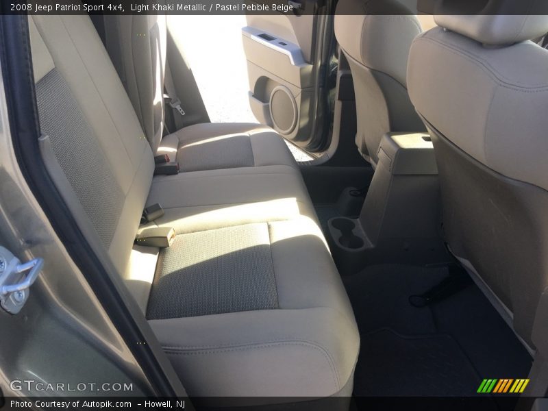 Light Khaki Metallic / Pastel Pebble Beige 2008 Jeep Patriot Sport 4x4