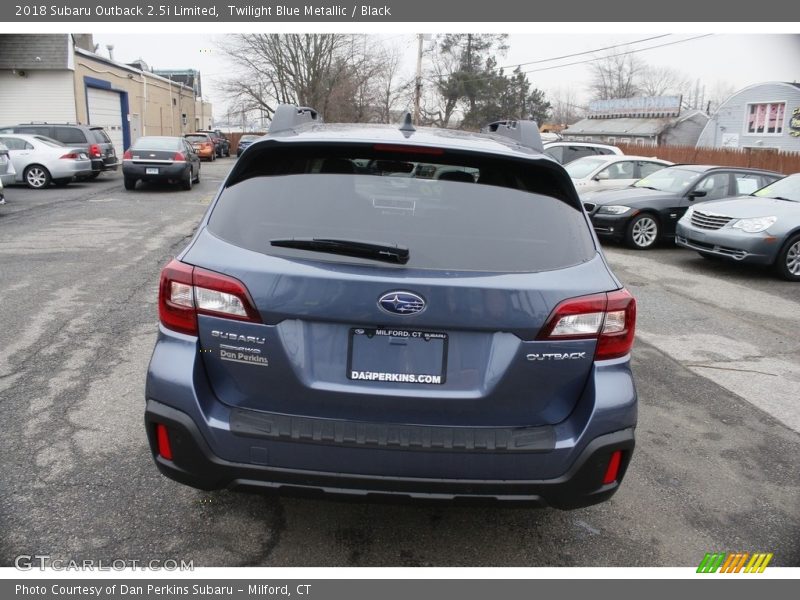 Twilight Blue Metallic / Black 2018 Subaru Outback 2.5i Limited