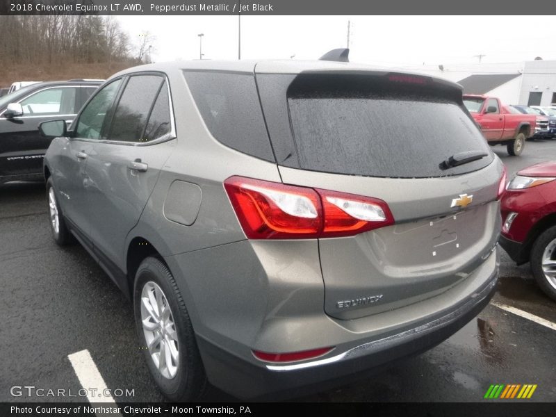 Pepperdust Metallic / Jet Black 2018 Chevrolet Equinox LT AWD