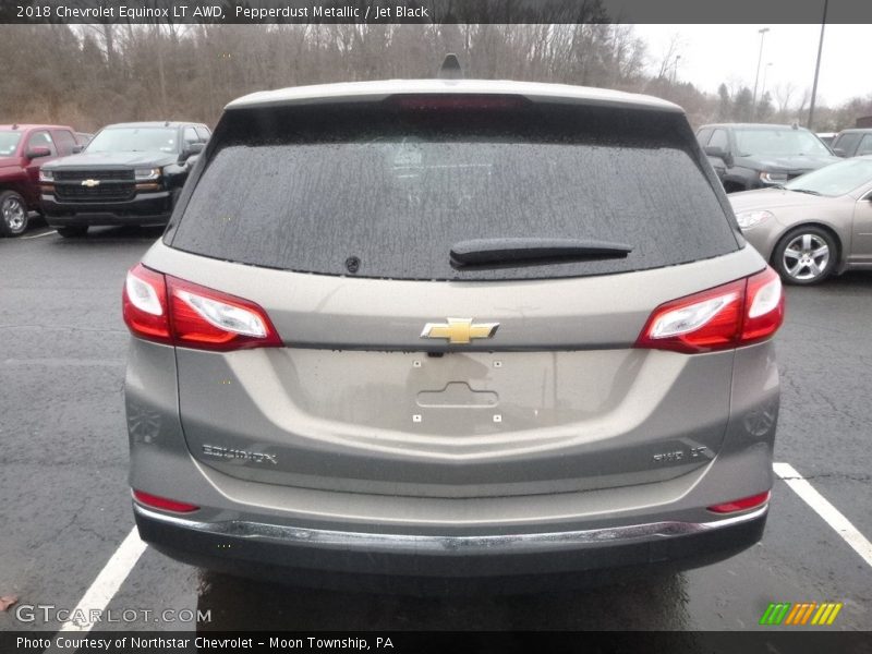 Pepperdust Metallic / Jet Black 2018 Chevrolet Equinox LT AWD