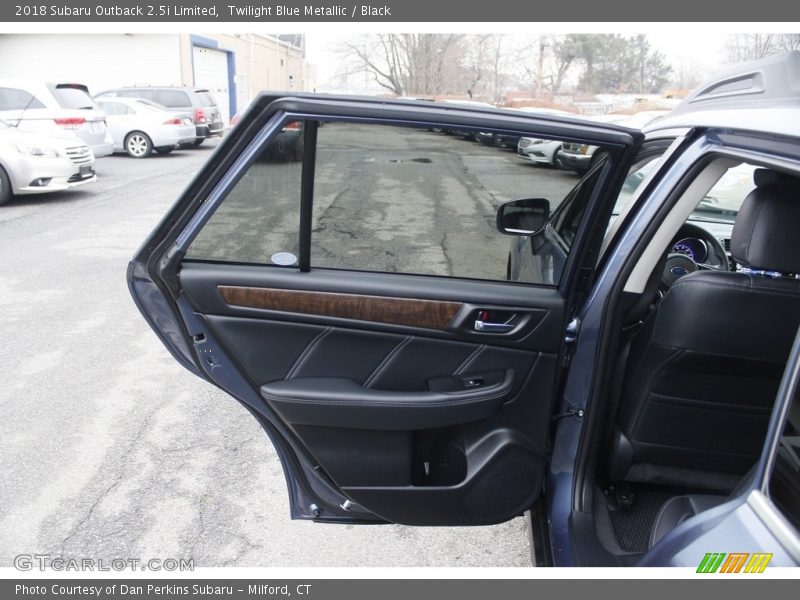 Twilight Blue Metallic / Black 2018 Subaru Outback 2.5i Limited