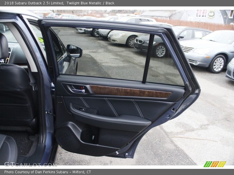 Twilight Blue Metallic / Black 2018 Subaru Outback 2.5i Limited