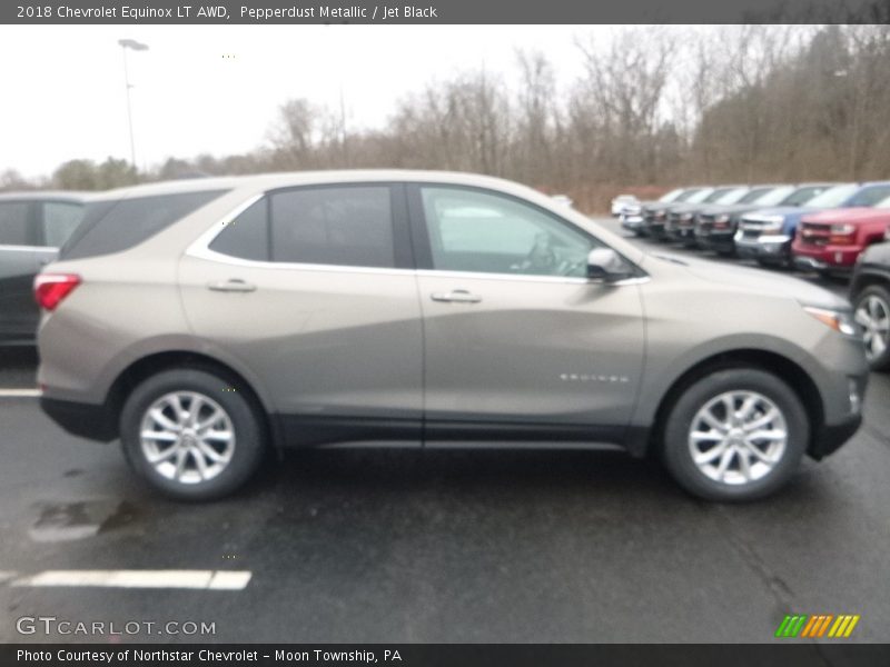 Pepperdust Metallic / Jet Black 2018 Chevrolet Equinox LT AWD