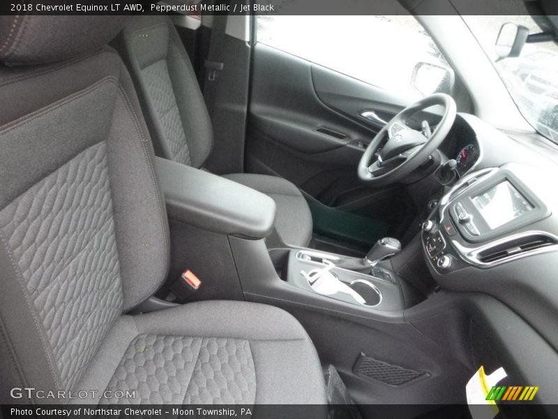Pepperdust Metallic / Jet Black 2018 Chevrolet Equinox LT AWD