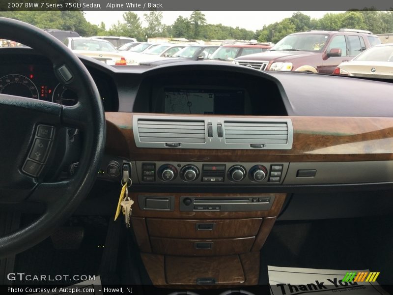 Alpine White / Black 2007 BMW 7 Series 750Li Sedan