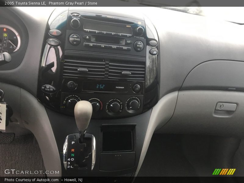 Phantom Gray Pearl / Stone 2005 Toyota Sienna LE