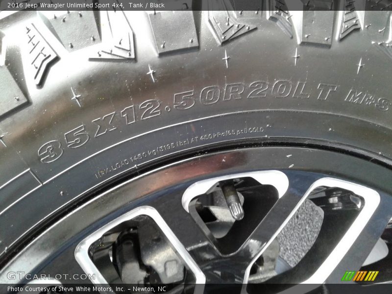 Tank / Black 2016 Jeep Wrangler Unlimited Sport 4x4