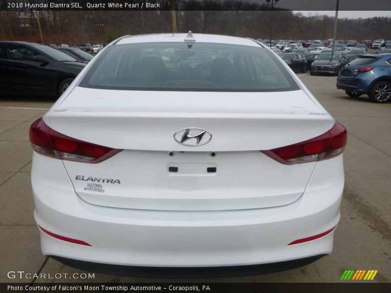 Quartz White Pearl / Black 2018 Hyundai Elantra SEL