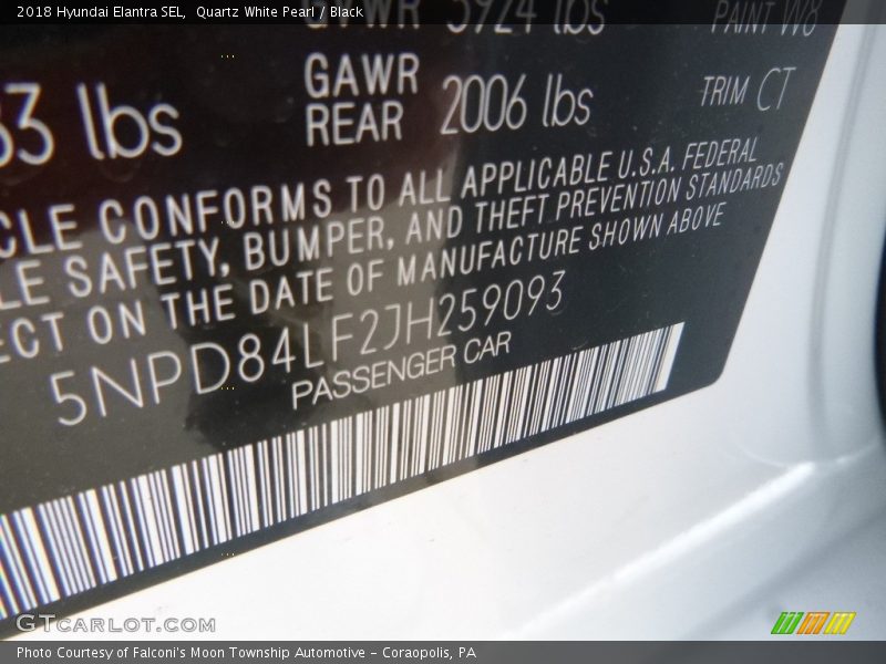 Quartz White Pearl / Black 2018 Hyundai Elantra SEL