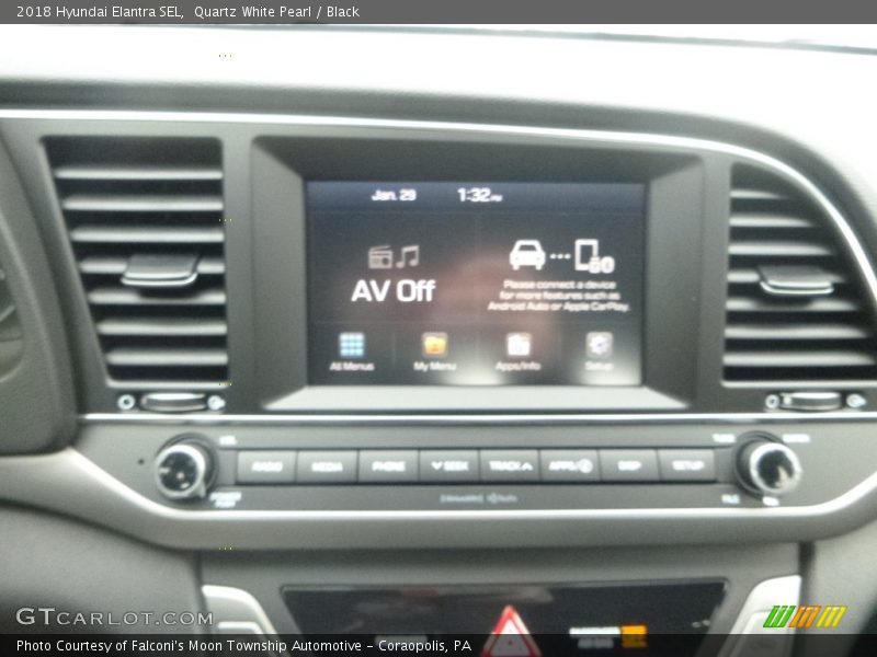 Quartz White Pearl / Black 2018 Hyundai Elantra SEL