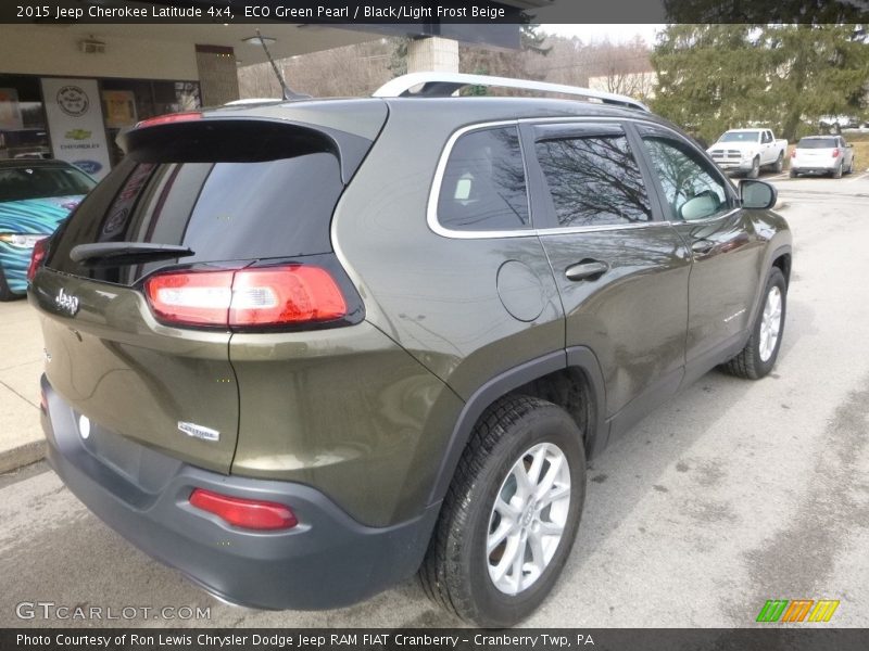 ECO Green Pearl / Black/Light Frost Beige 2015 Jeep Cherokee Latitude 4x4