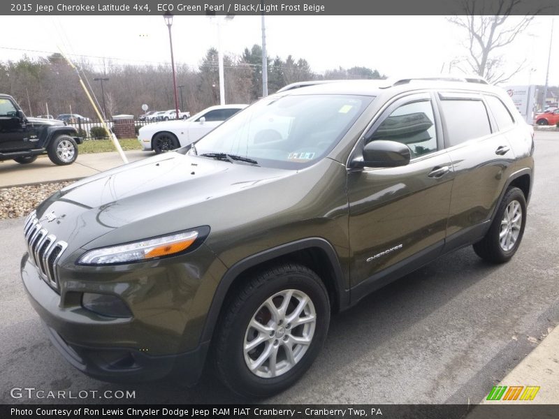 ECO Green Pearl / Black/Light Frost Beige 2015 Jeep Cherokee Latitude 4x4