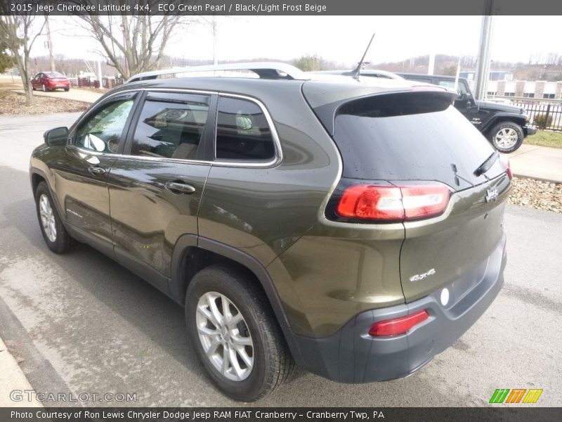 ECO Green Pearl / Black/Light Frost Beige 2015 Jeep Cherokee Latitude 4x4