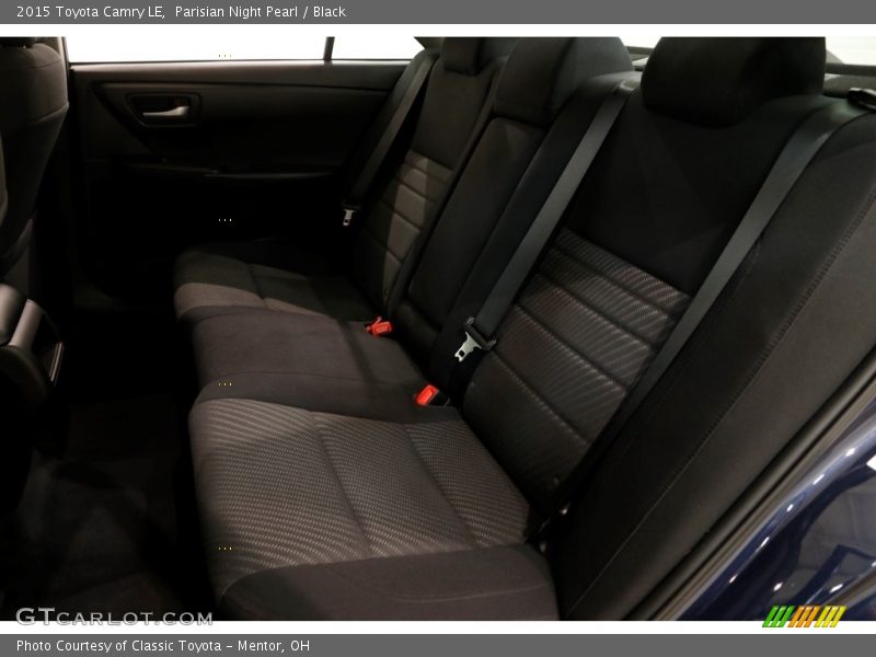 Parisian Night Pearl / Black 2015 Toyota Camry LE