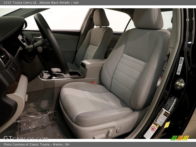 Attitude Black Metallic / Ash 2015 Toyota Camry LE