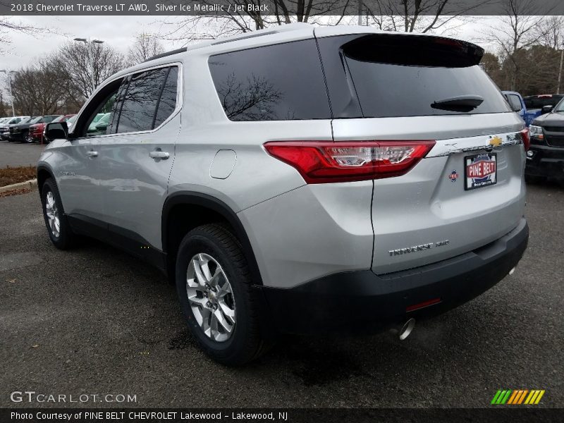 Silver Ice Metallic / Jet Black 2018 Chevrolet Traverse LT AWD