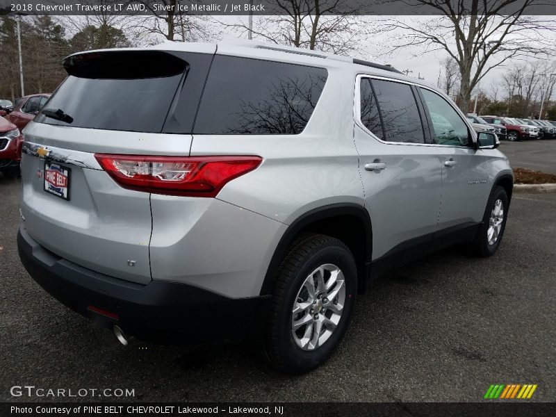 Silver Ice Metallic / Jet Black 2018 Chevrolet Traverse LT AWD