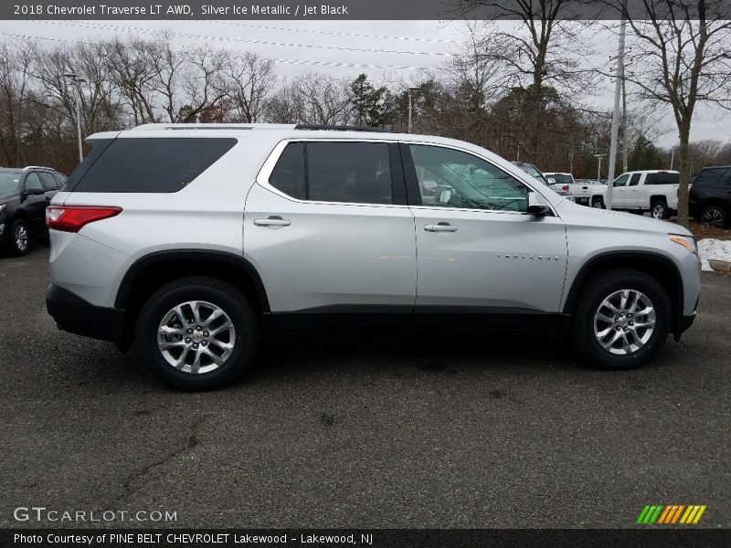 Silver Ice Metallic / Jet Black 2018 Chevrolet Traverse LT AWD