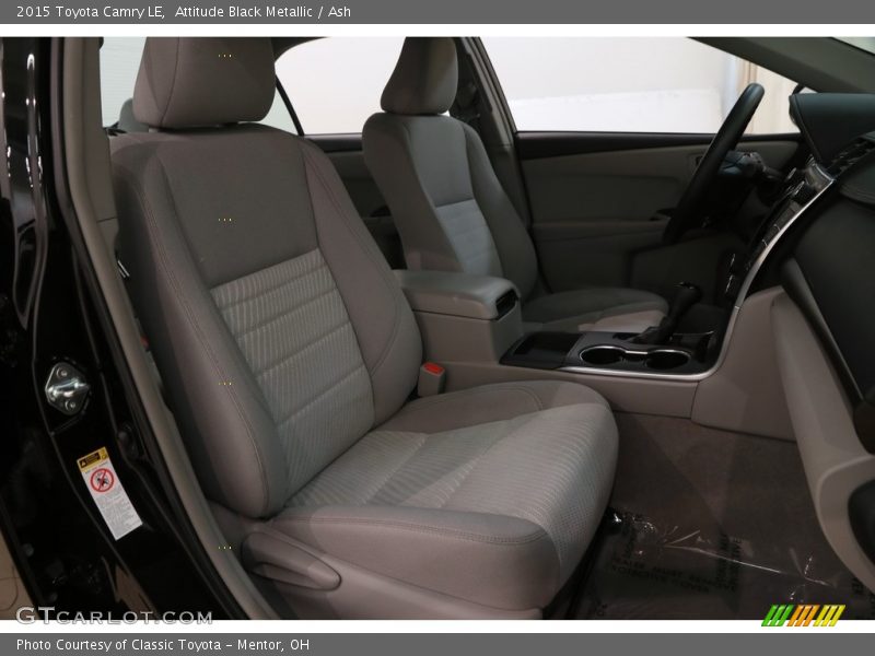 Attitude Black Metallic / Ash 2015 Toyota Camry LE
