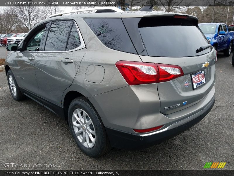Pepperdust Metallic / Jet Black 2018 Chevrolet Equinox LT AWD