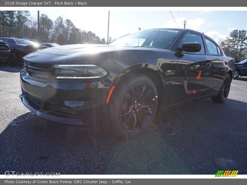 Pitch Black / Black 2018 Dodge Charger SXT