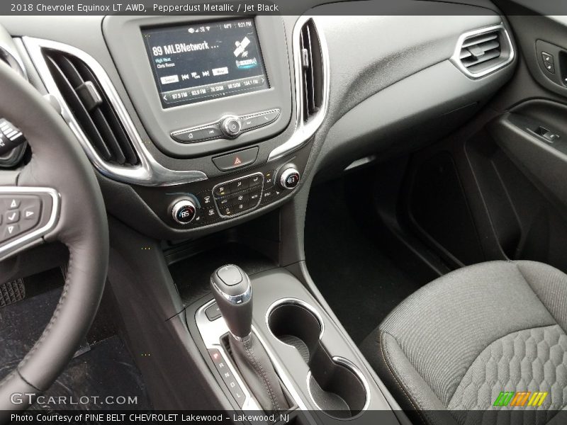 Pepperdust Metallic / Jet Black 2018 Chevrolet Equinox LT AWD