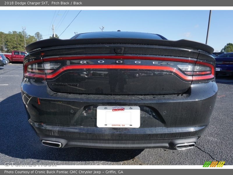 Pitch Black / Black 2018 Dodge Charger SXT