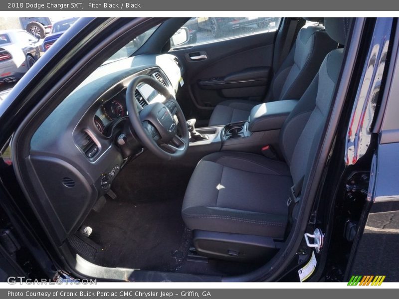 Pitch Black / Black 2018 Dodge Charger SXT