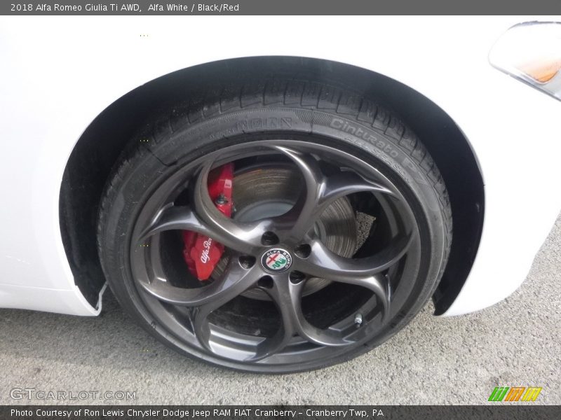 Alfa White / Black/Red 2018 Alfa Romeo Giulia Ti AWD