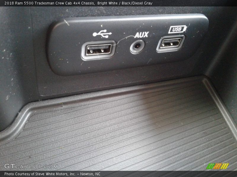 Bright White / Black/Diesel Gray 2018 Ram 5500 Tradesman Crew Cab 4x4 Chassis
