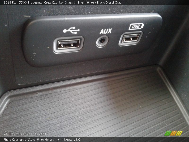 Bright White / Black/Diesel Gray 2018 Ram 5500 Tradesman Crew Cab 4x4 Chassis