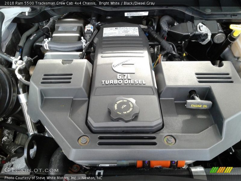 Bright White / Black/Diesel Gray 2018 Ram 5500 Tradesman Crew Cab 4x4 Chassis