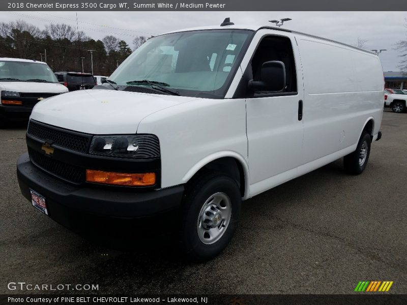 Summit White / Medium Pewter 2018 Chevrolet Express 3500 Cargo WT