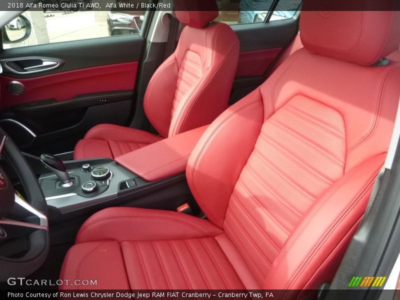Alfa White / Black/Red 2018 Alfa Romeo Giulia Ti AWD