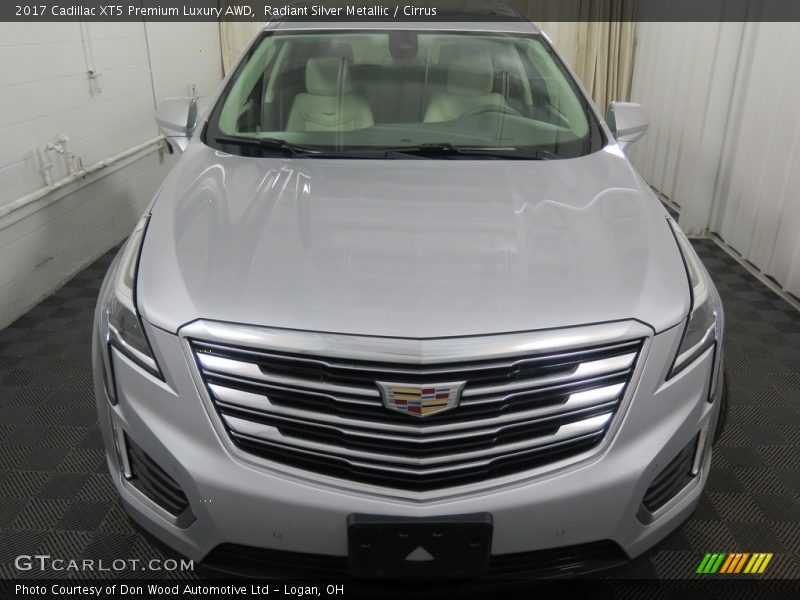 Radiant Silver Metallic / Cirrus 2017 Cadillac XT5 Premium Luxury AWD