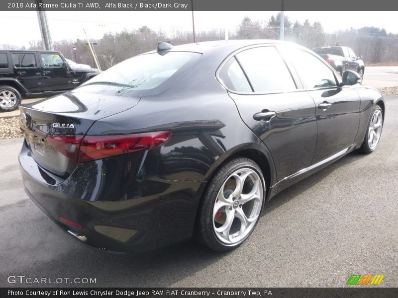 Alfa Black / Black/Dark Gray 2018 Alfa Romeo Giulia Ti AWD
