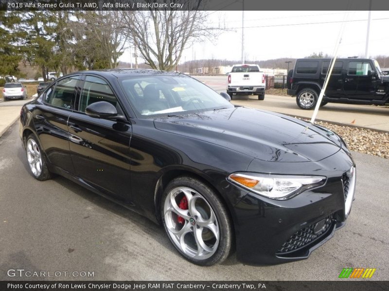 Alfa Black / Black/Dark Gray 2018 Alfa Romeo Giulia Ti AWD