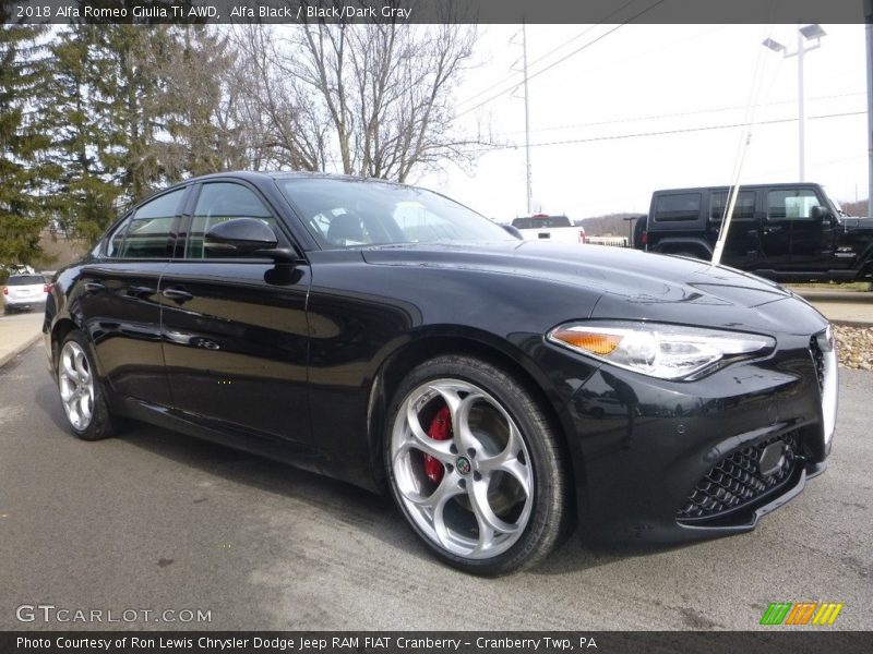 Alfa Black / Black/Dark Gray 2018 Alfa Romeo Giulia Ti AWD