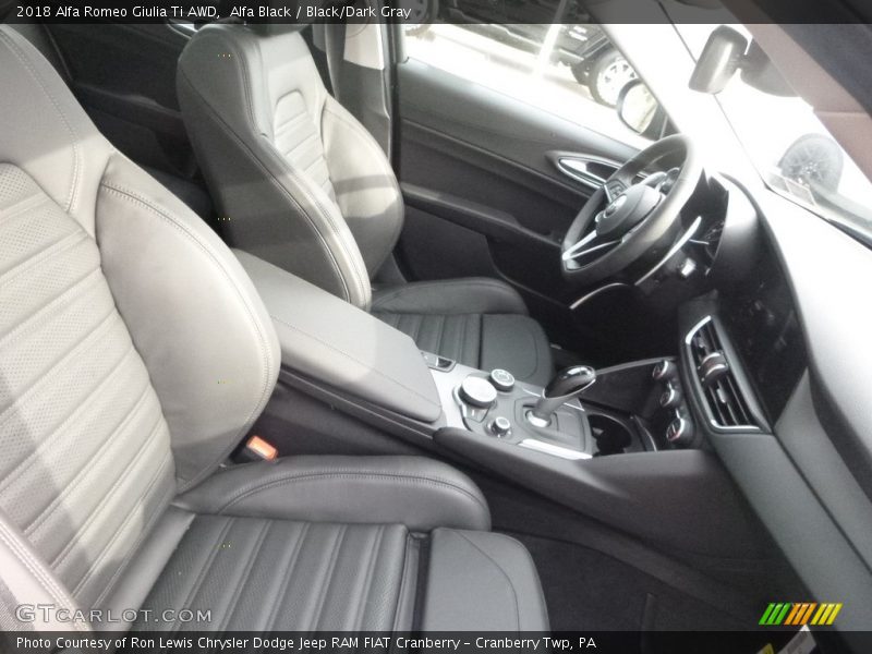 Alfa Black / Black/Dark Gray 2018 Alfa Romeo Giulia Ti AWD