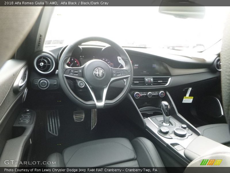 Alfa Black / Black/Dark Gray 2018 Alfa Romeo Giulia Ti AWD
