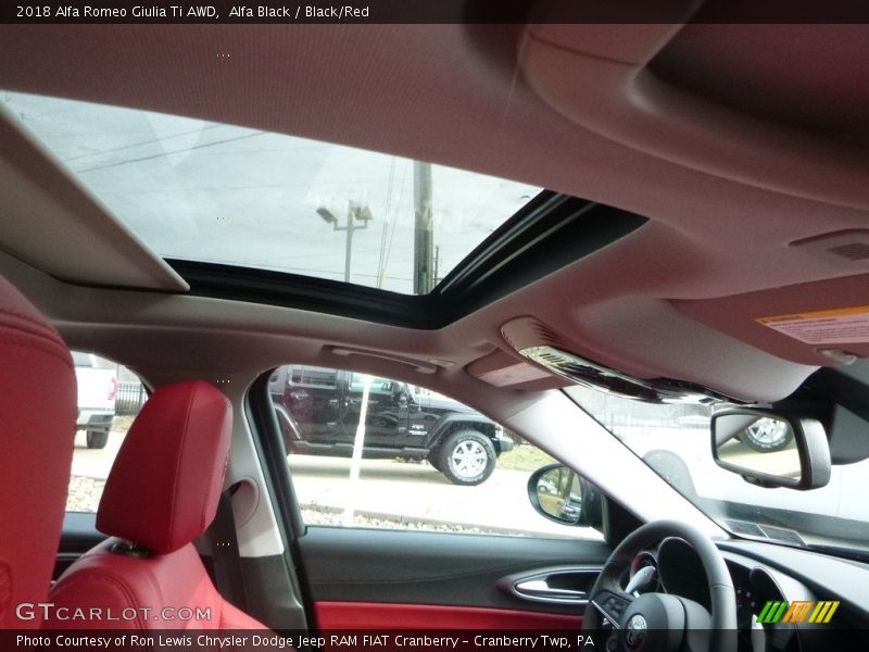 Alfa Black / Black/Red 2018 Alfa Romeo Giulia Ti AWD