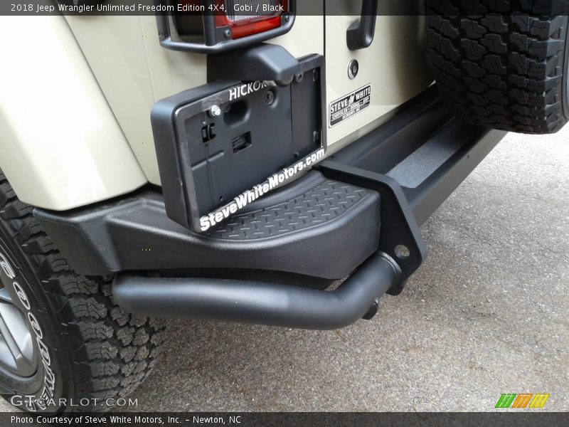 Gobi / Black 2018 Jeep Wrangler Unlimited Freedom Edition 4X4