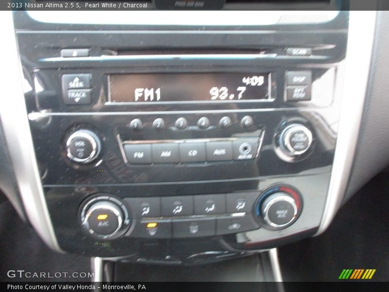 Pearl White / Charcoal 2013 Nissan Altima 2.5 S