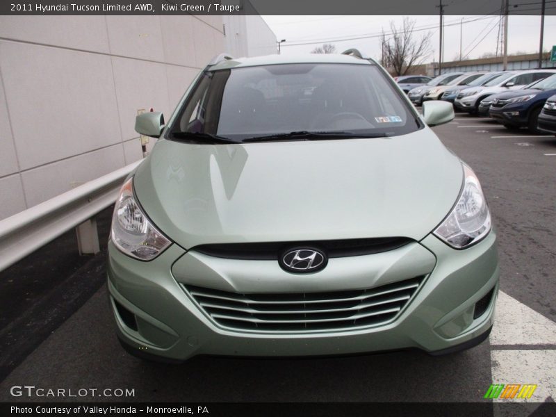 Kiwi Green / Taupe 2011 Hyundai Tucson Limited AWD