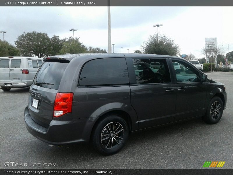 Granite Pearl / Black 2018 Dodge Grand Caravan SE